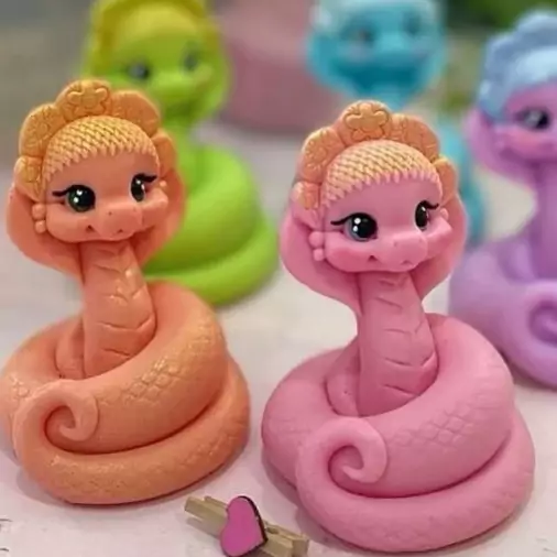 شمع نماد سال مار فانتزی فروش عمده